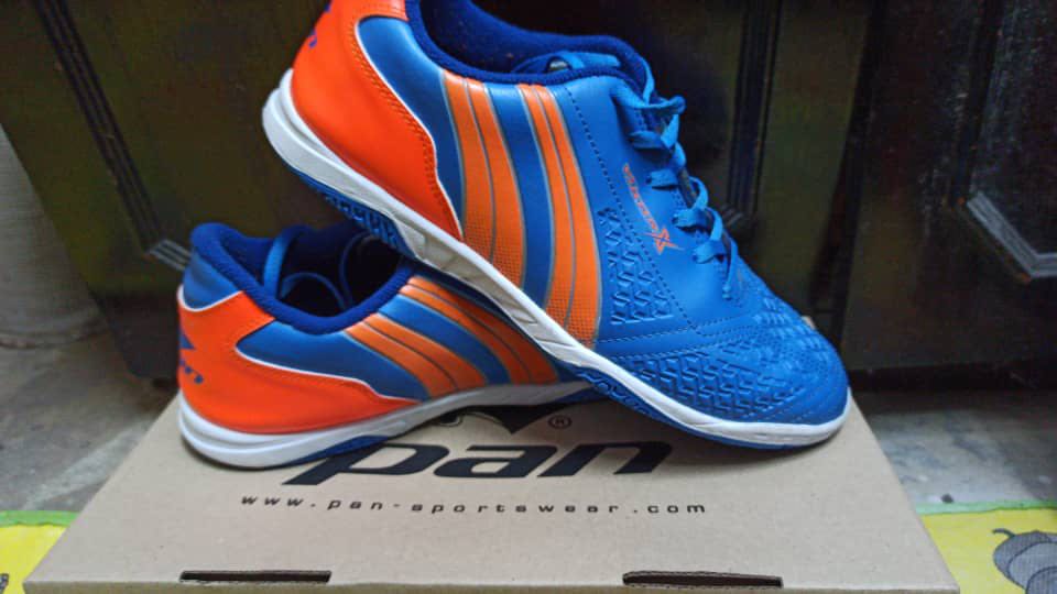 kasut futsal pan