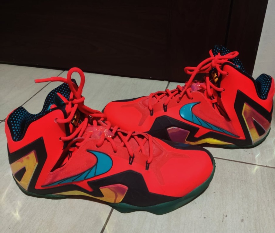 Lebron 11 Elite Hero US 10.5 Sneaker Books Men s Fashion