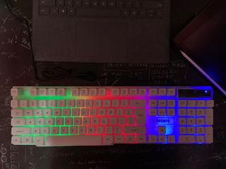 （分類：）位於 。 由 mc____________ 提交（商品編號 1075995337，圖片 1）。簡介： 。