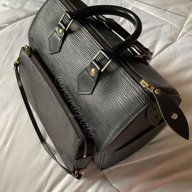 Louis Vuitton Noir Black Epi Leather Speedy 25, Luxury, Bags & Wallets on  Carousell