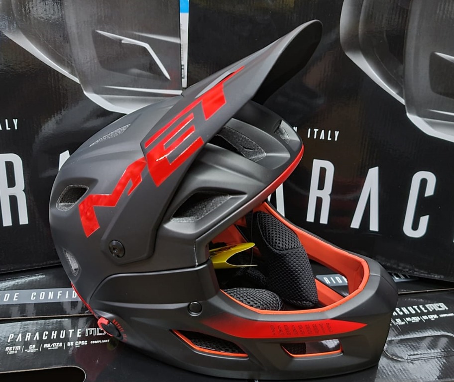 Met Parachute MCR Full Face MTB Helmet Black Red Size Medium