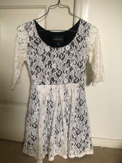 MINKPINK WHITE LACE DRESS
