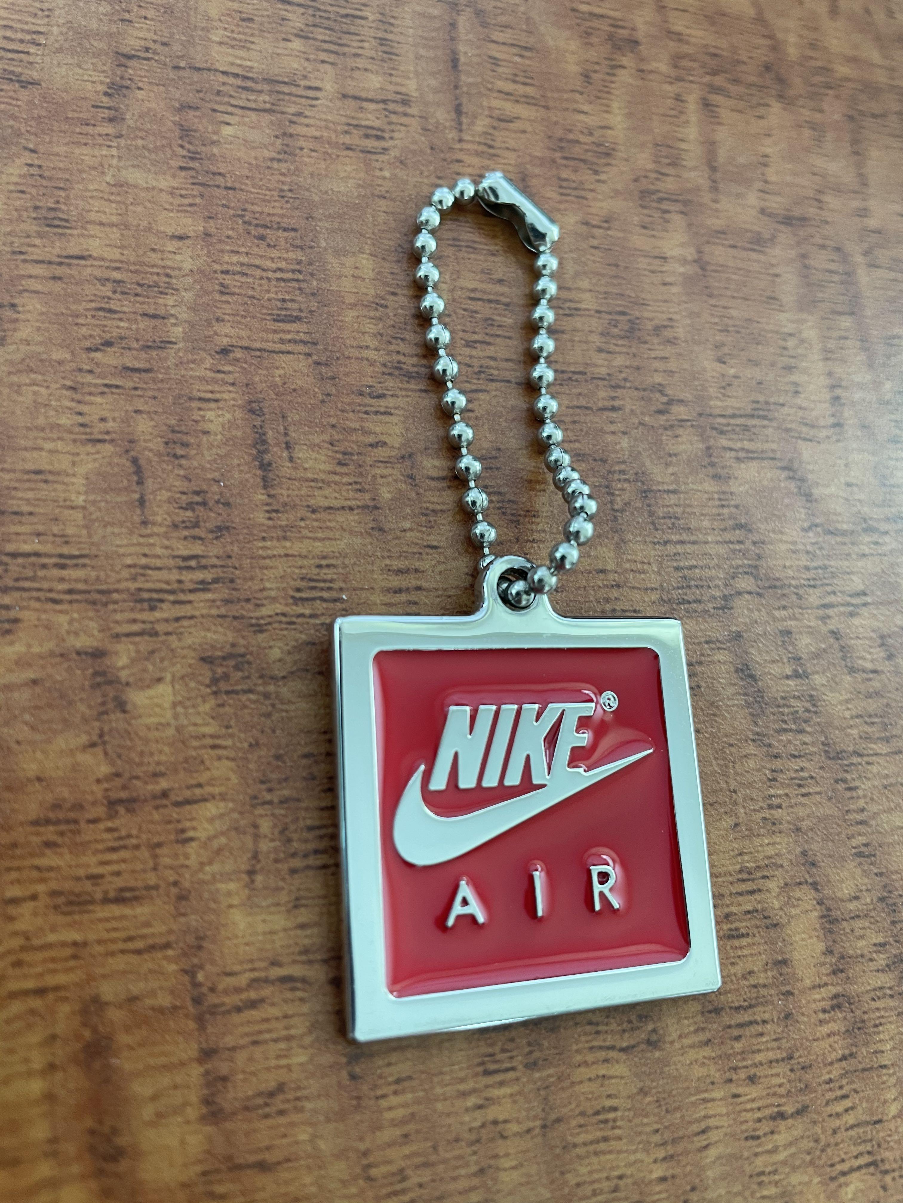nike logo keychain
