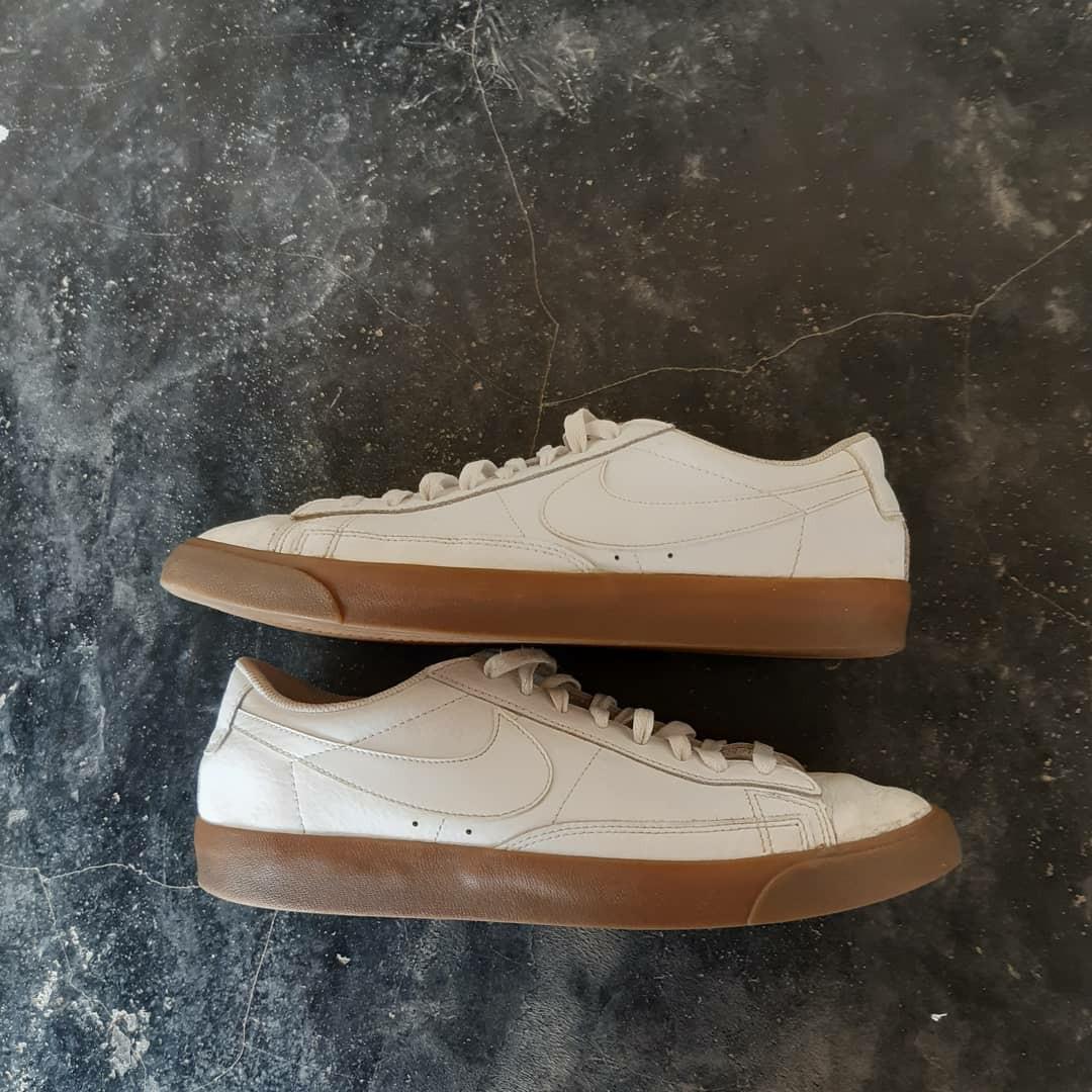 brown nike blazer low