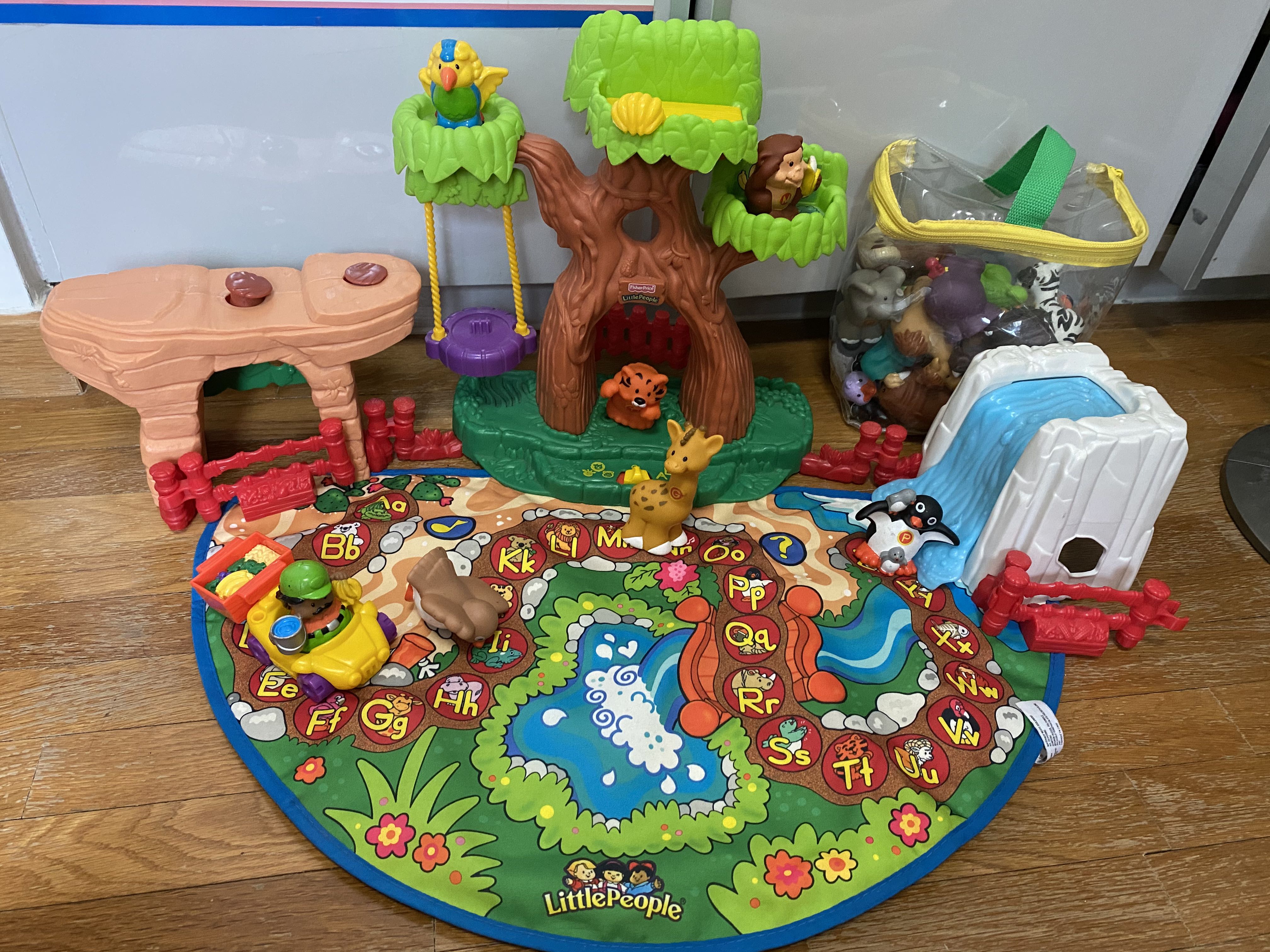 Fisher price little people a 2025 to z learning zoo playset