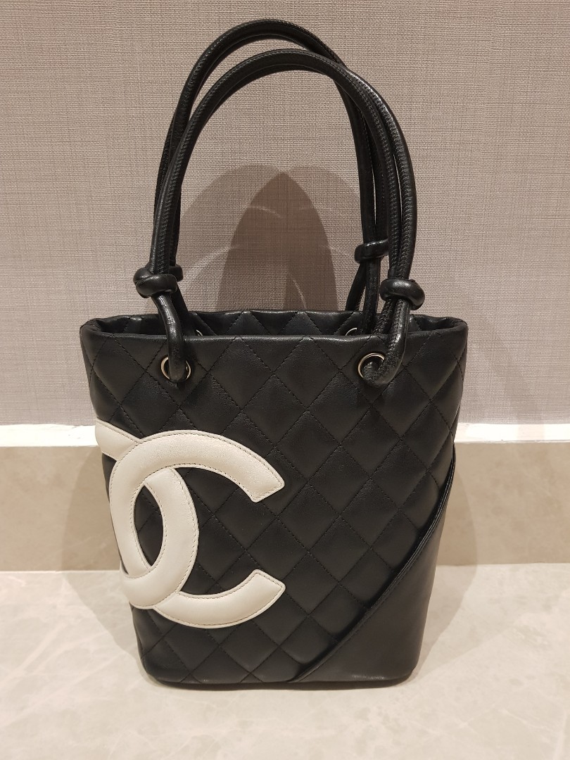 Chanel Ligne Cambon Tote Small, Luxury, Bags & Wallets on Carousell