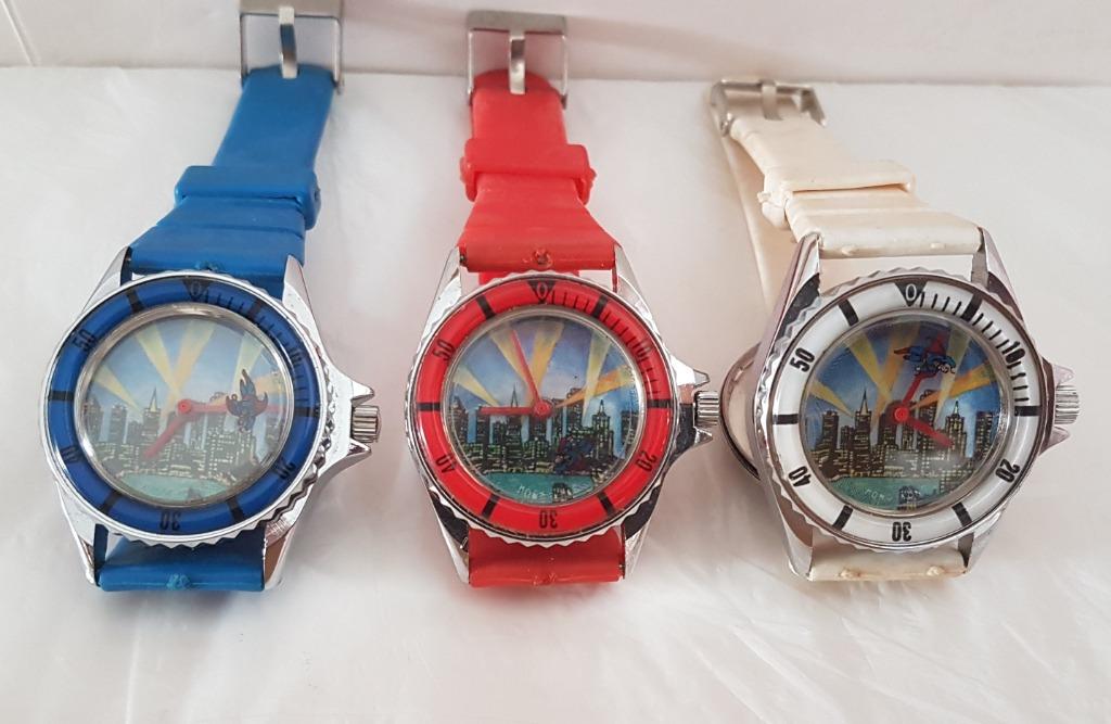 Superman Wrist Watch Art Deco Timepiece Designer Watch Superman flying as a second hand DC Comics Special Man of Steel Justice League Fun