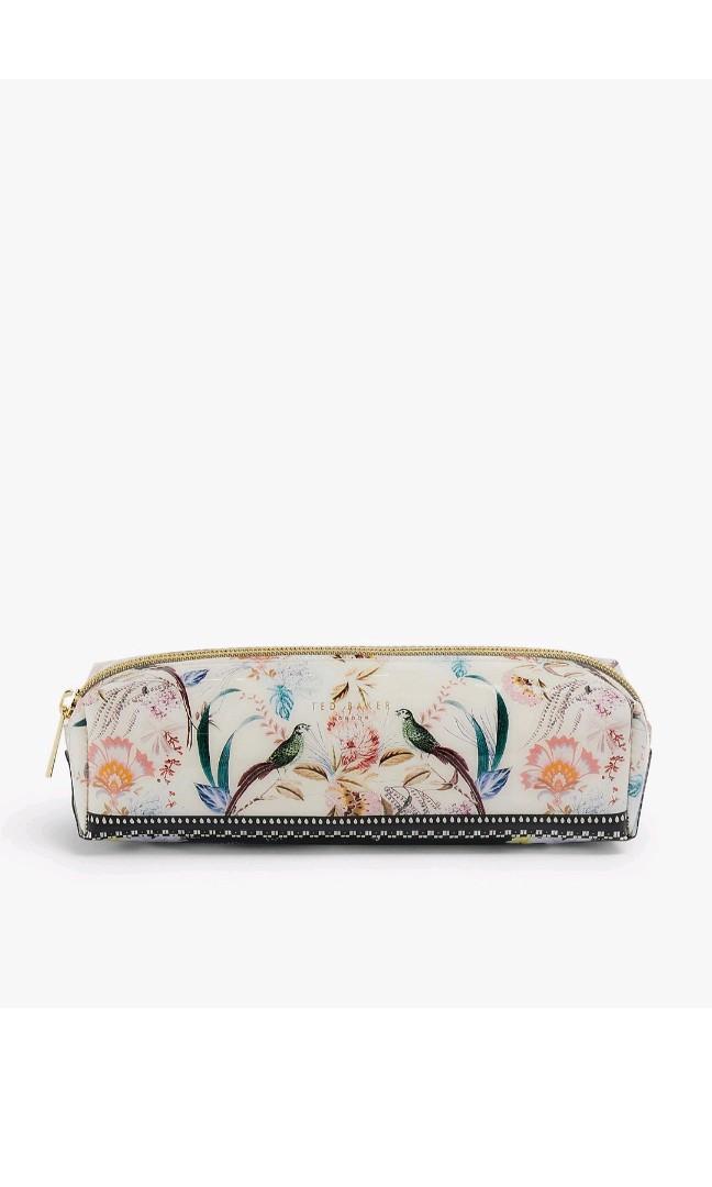 Ted baker brush case Women s Fashion Bags Wallets Purses Pouches on Carousell