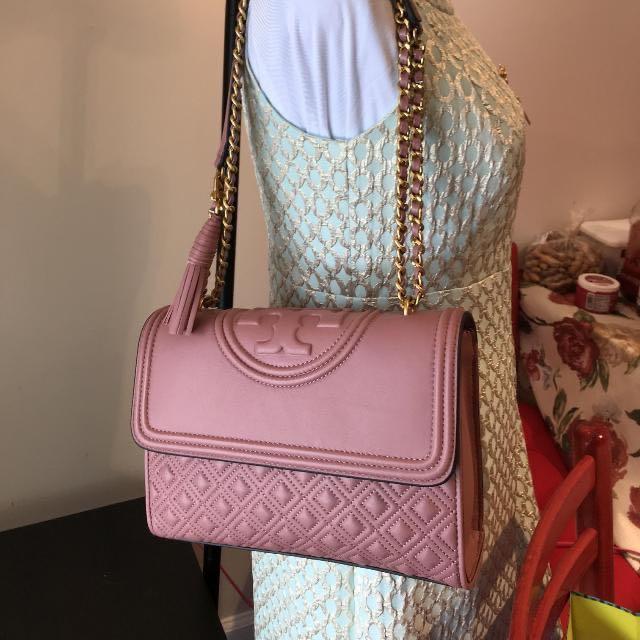 Tory Burch Large Fleming in Pink Magnolia, Luxury, Bags & Wallets on  Carousell