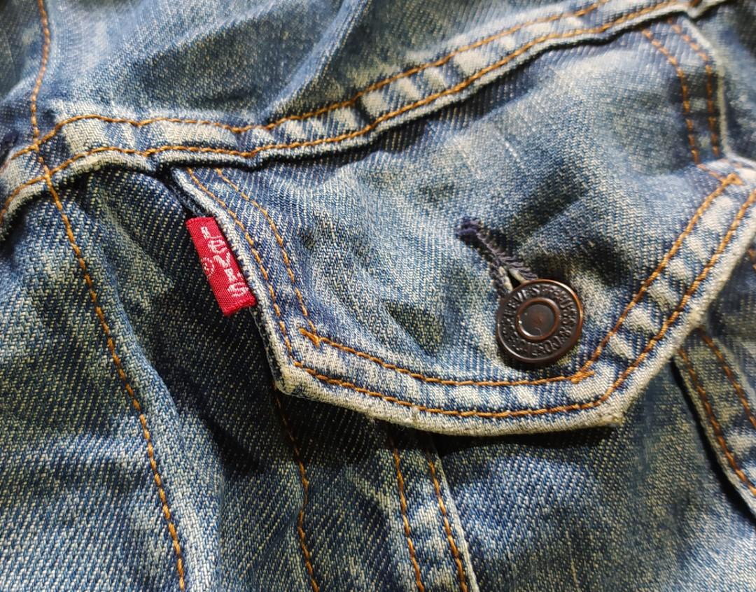 Trucker Jeans Levis Red Tab Jaket Jeans Levis Jaket Levis Original Fesyen Wanita Pakaian Wanita Baju Luaran Di Carousell
