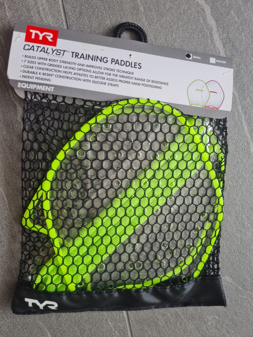 TYR hand paddle, Sports Equipment, Sports & Games, Water Sports on