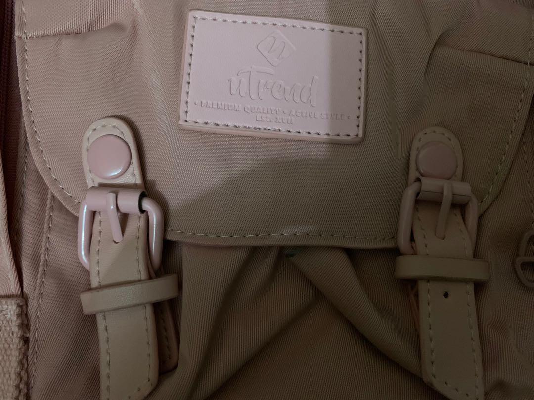 U TREND MEDIUM BACKPACK