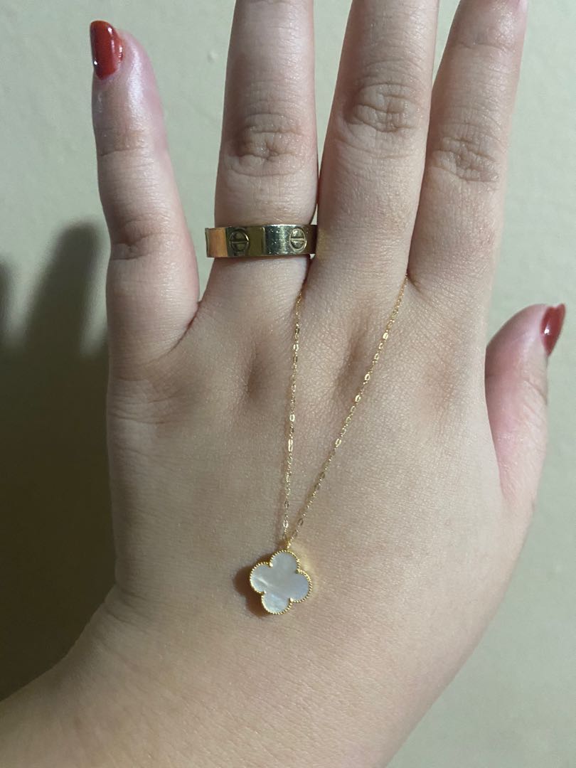 Vca cheap white necklace