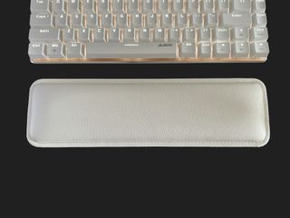 (Category: ) located in . Submitted by whitegrey (Listing ID 1073049204, Image 1). Description: .