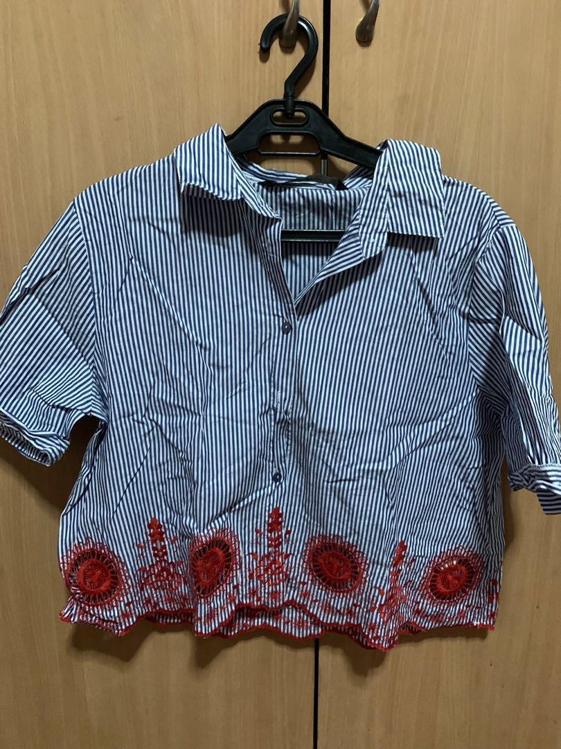 Zara buttondown polo with lace (Category: Others Tops) located in Quezon City. Submitted by camzx (Listing ID 1076029280, Image 1). Description: Zara polo with lace details fits xs-m topshop uniqlo zara brandy melville.