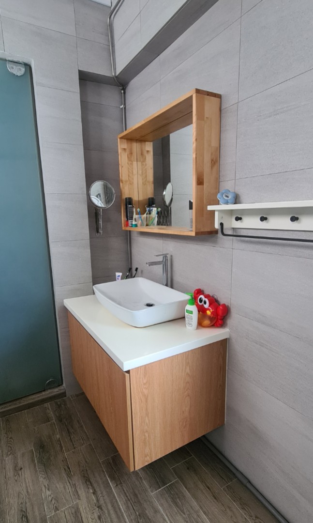 (Category: ) located in . Submitted by aloy332 (Listing ID 1076156856, Image 1). Description: .