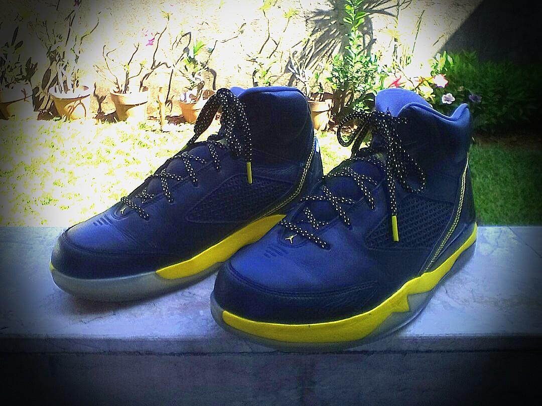 Jordan v sales xv xxii