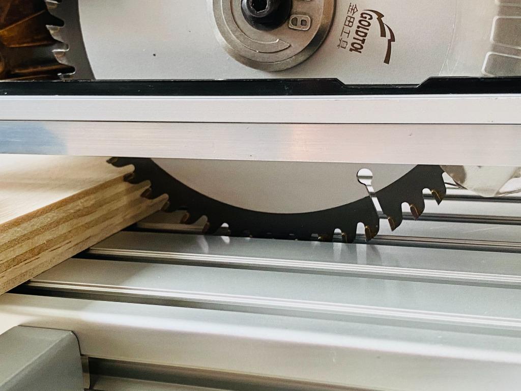 Aluminum Frame Circular Saw Slide Guide 34cm, Hobbies & Toys