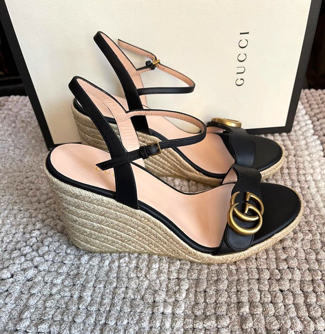 Gucci wedge heels store