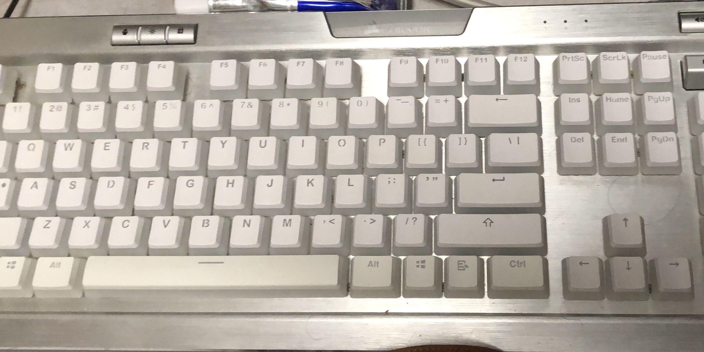 Corsair K70 Mk2 Rgb 銀軸 電子產品 其他 Carousell