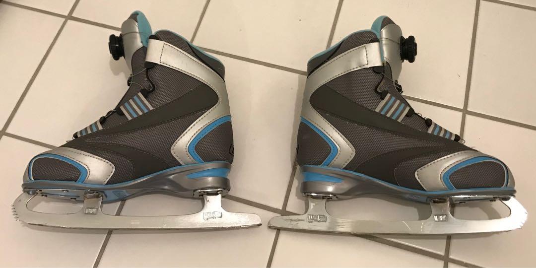 Womens reebok ice skates top