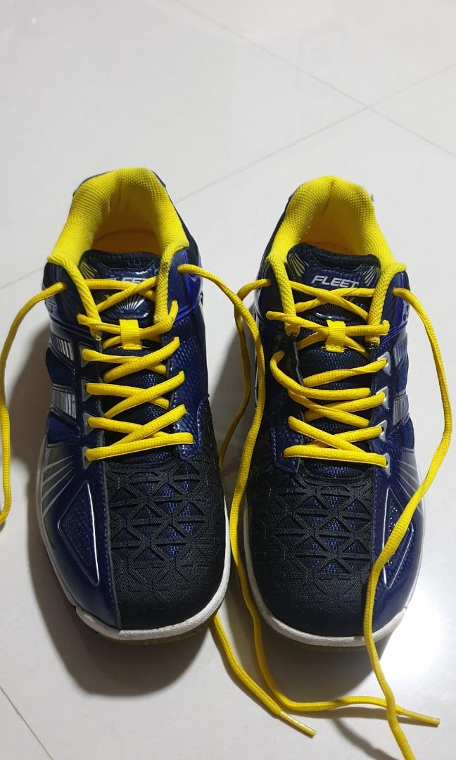 Fleet badminton shoes discount