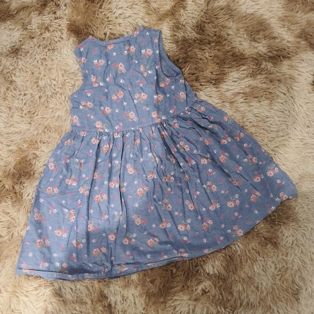 Floral Dress Size 6 (Category: Babies & Kids Fashion) located in Quezon City. Submitted by Jessesells (Listing ID 1076162915, Image 2). Description: Please see zoomed in photo for cloth quality Non-stretch.