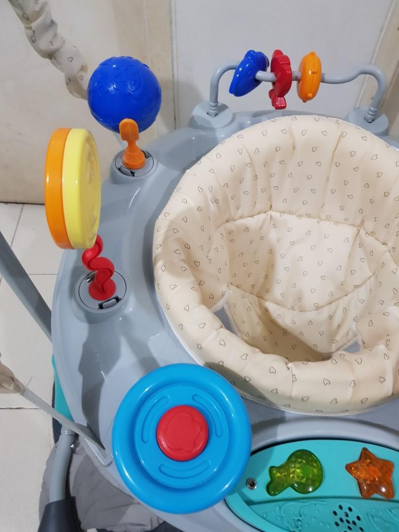 Hauck Jump Around Jumper Jumperoo Babies Kids Infant