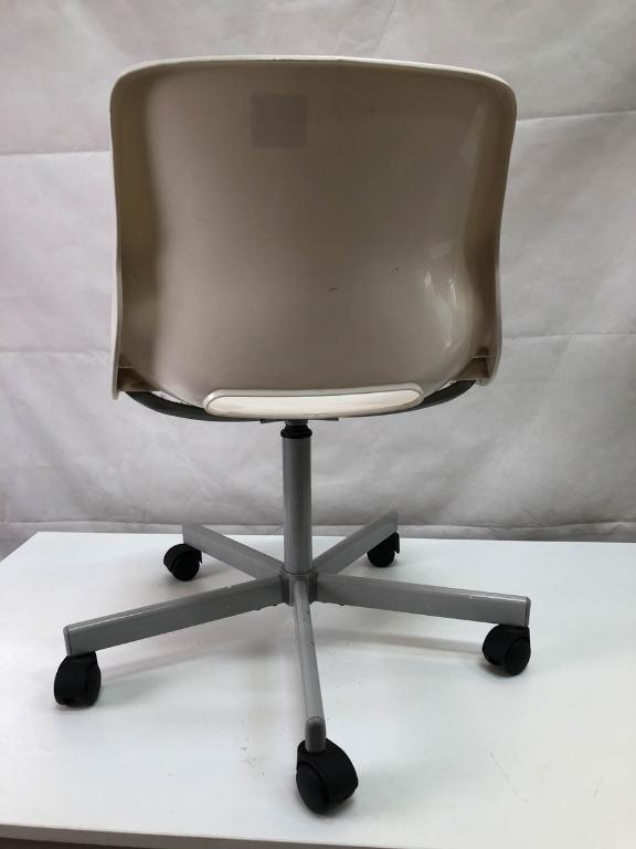 Leifarne swivel best sale chair review