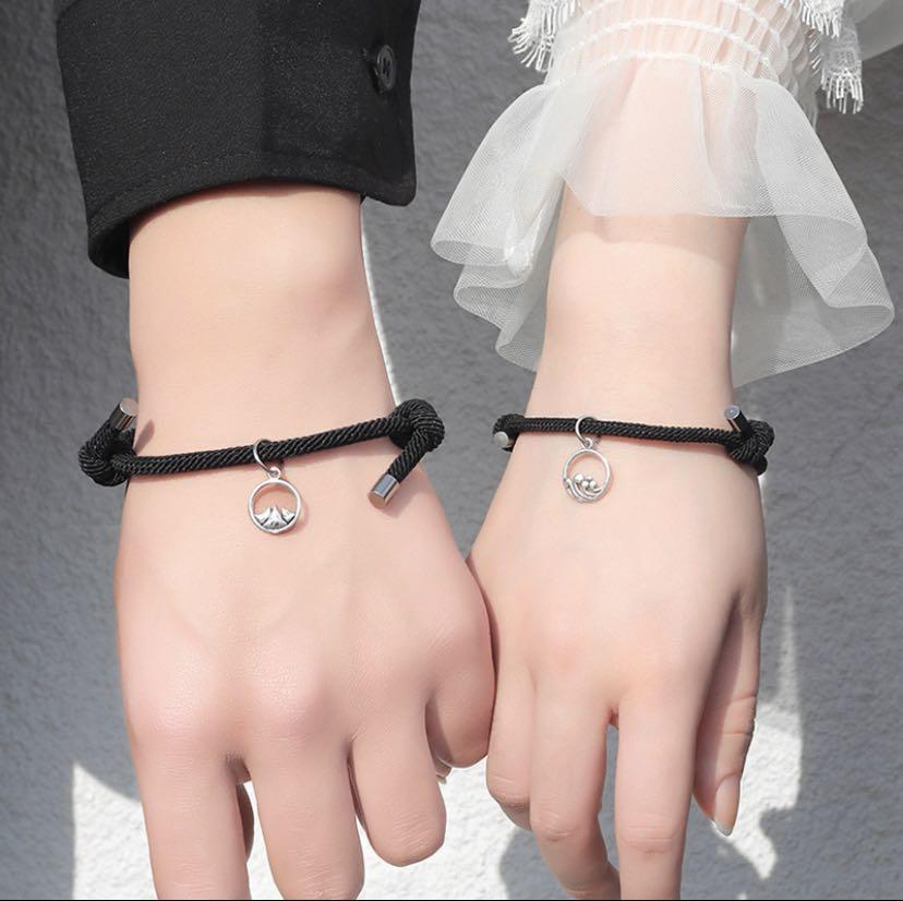 INSTOCKS cute trendy tiktok couple friendship magnetic bracelet adjustable black couple bracelet