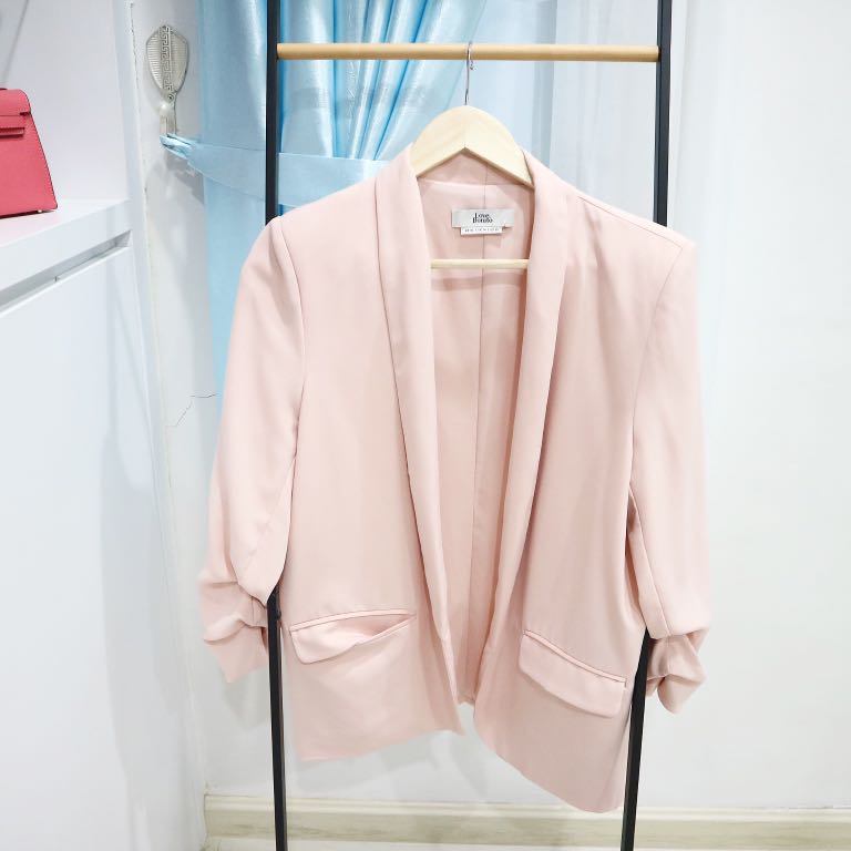 Love bonito! Pink blazer, Fesyen Wanita, Pakaian Wanita, Baju Luaran di  Carousell