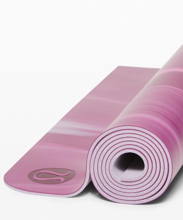 Lululemon Yoga Mat - Arise Mat 5mm (Magenta), Sports Equipment, Exercise &  Fitness, Exercise Mats on Carousell