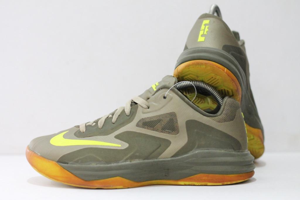 Lebron hotsell shoe size