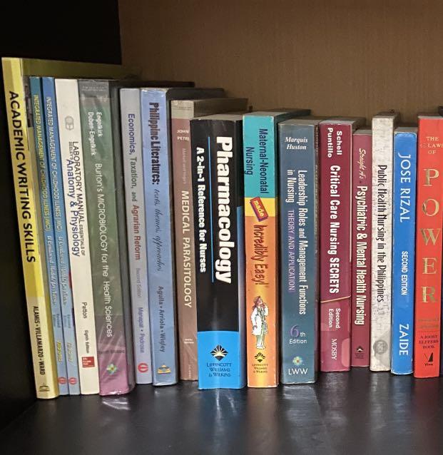 Nursing books for SALE (Category: Textbooks) located in Paranaque City. Submitted by telly.rnmd (Listing ID 1076227175, Image 1). Description: In good condition👍.