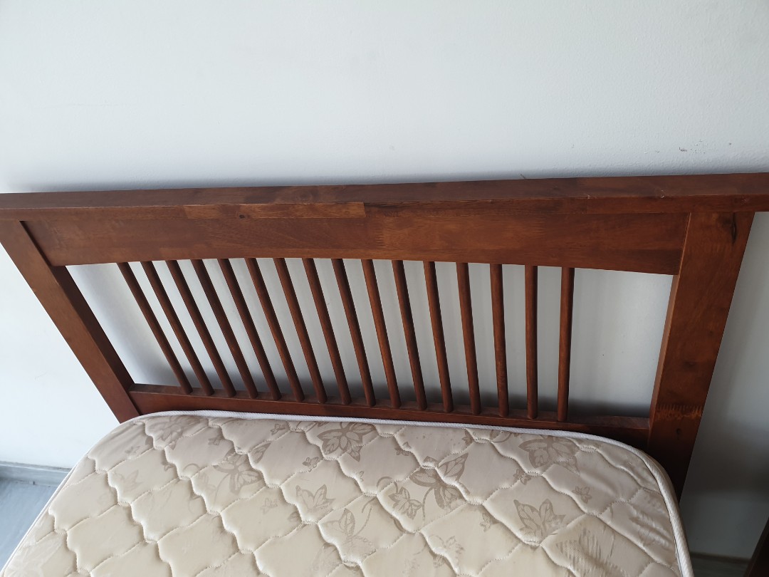 Picket and Rail bedframe, Furniture & Home Living, Furniture, Bed