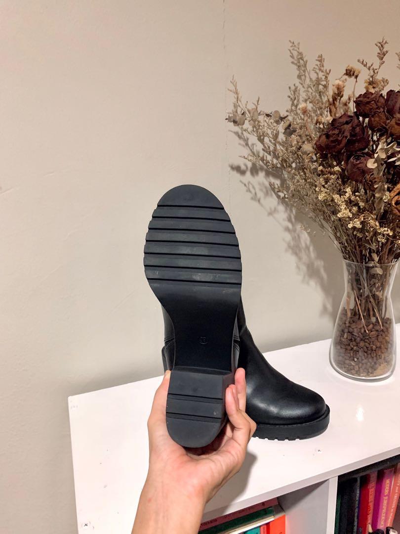 H&m leather deals ankle boots