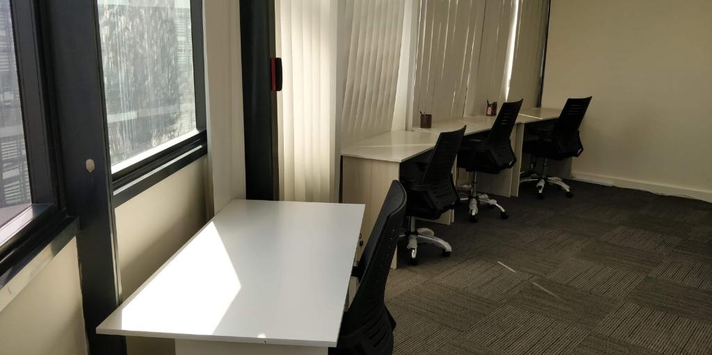 Service Office For Rent - WIth a VIEW! (Oxley Bizhub), Property ...