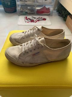 (Category: ) located in . Submitted by nyctorenity (Listing ID 1076201986, Image 1). Description: .