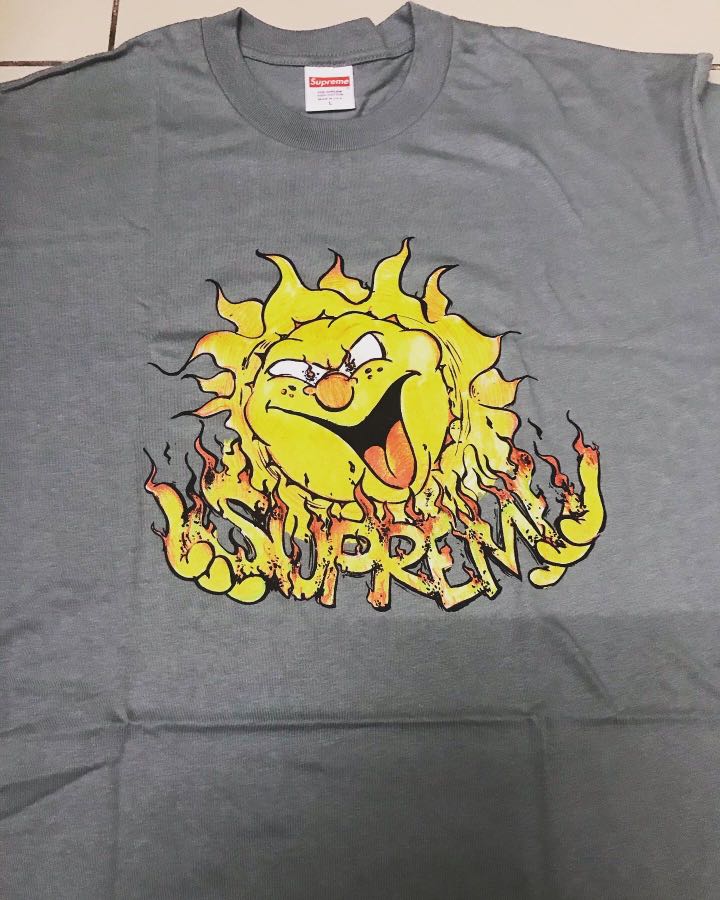 Supreme Sun Tee, Men's Fashion, Tops 