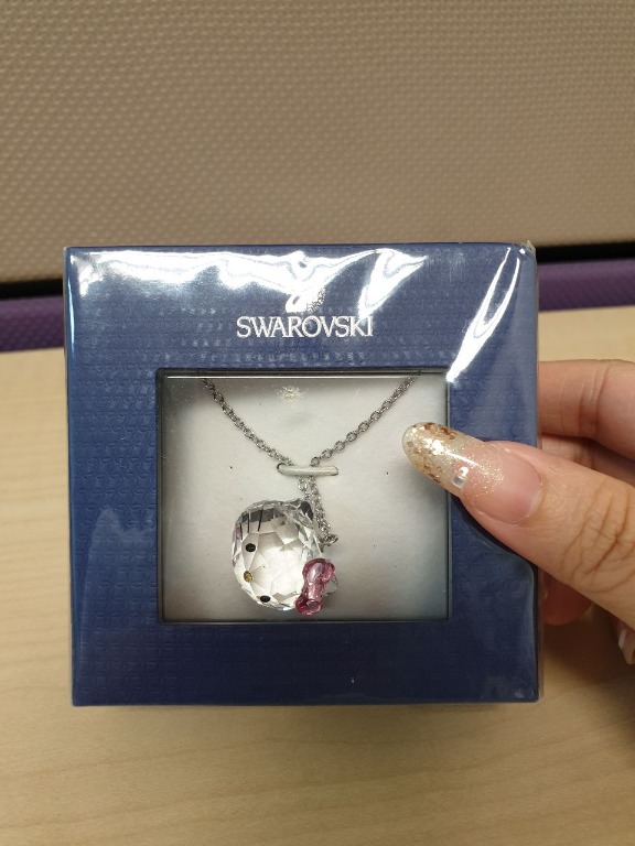 Swarovski hello cheap kitty pendant
