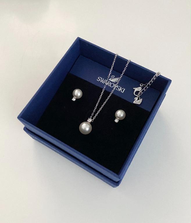 Swarovski treasure outlet pearl set