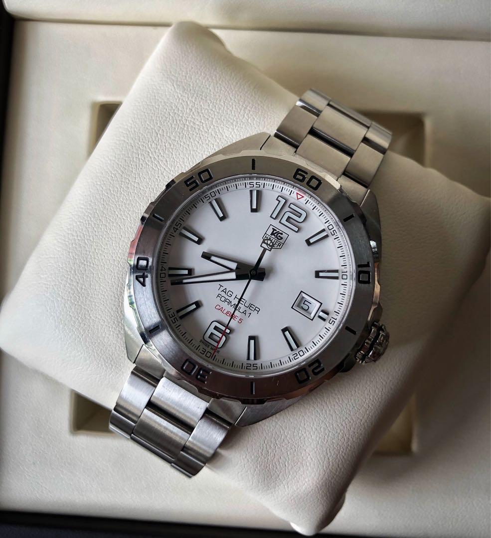 Tag heuer formula 1 calibre outlet 5 white dial