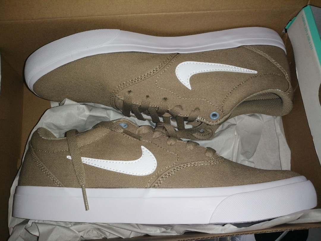 Uk9 Nike sb charge, Men's Fashion, Footwear, Sneakers on Carousell
