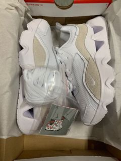 （分類：）位於 。 由 johnkaleung 提交（商品編號 1074690379，圖片 1）。簡介： 。