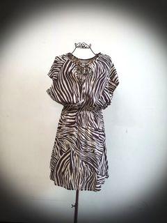 Zebra dress h&m