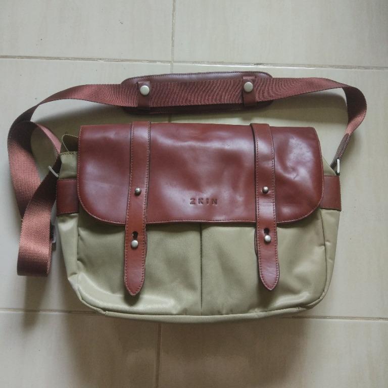 ZKIN camera bag (Category: Camera Bags & Carriers) located in Pasay City. Submitted by denimdude.ph (Listing ID 1076180350, Image 1). Description: .