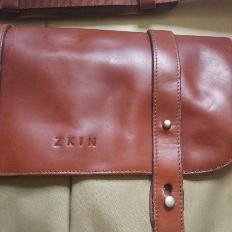 ZKIN camera bag (Category: Camera Bags & Carriers) located in Pasay City. Submitted by denimdude.ph (Listing ID 1076180350, Image 3). Description: .