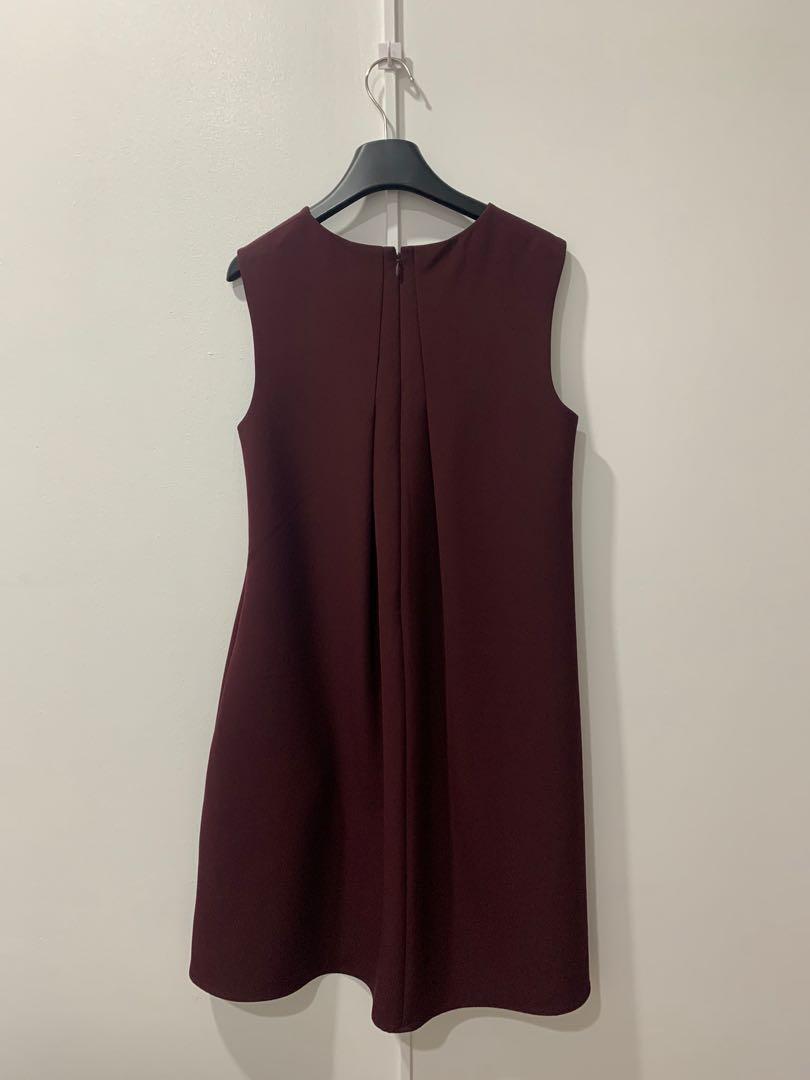 Uniqlo drape sleeveless dress top