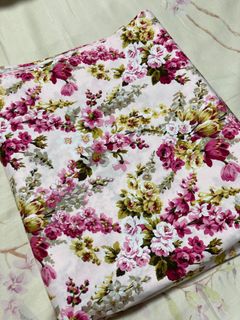 (Category: ) located in . Submitted by seemywardrobe (Listing ID 1072665767, Image 1). Description: .
