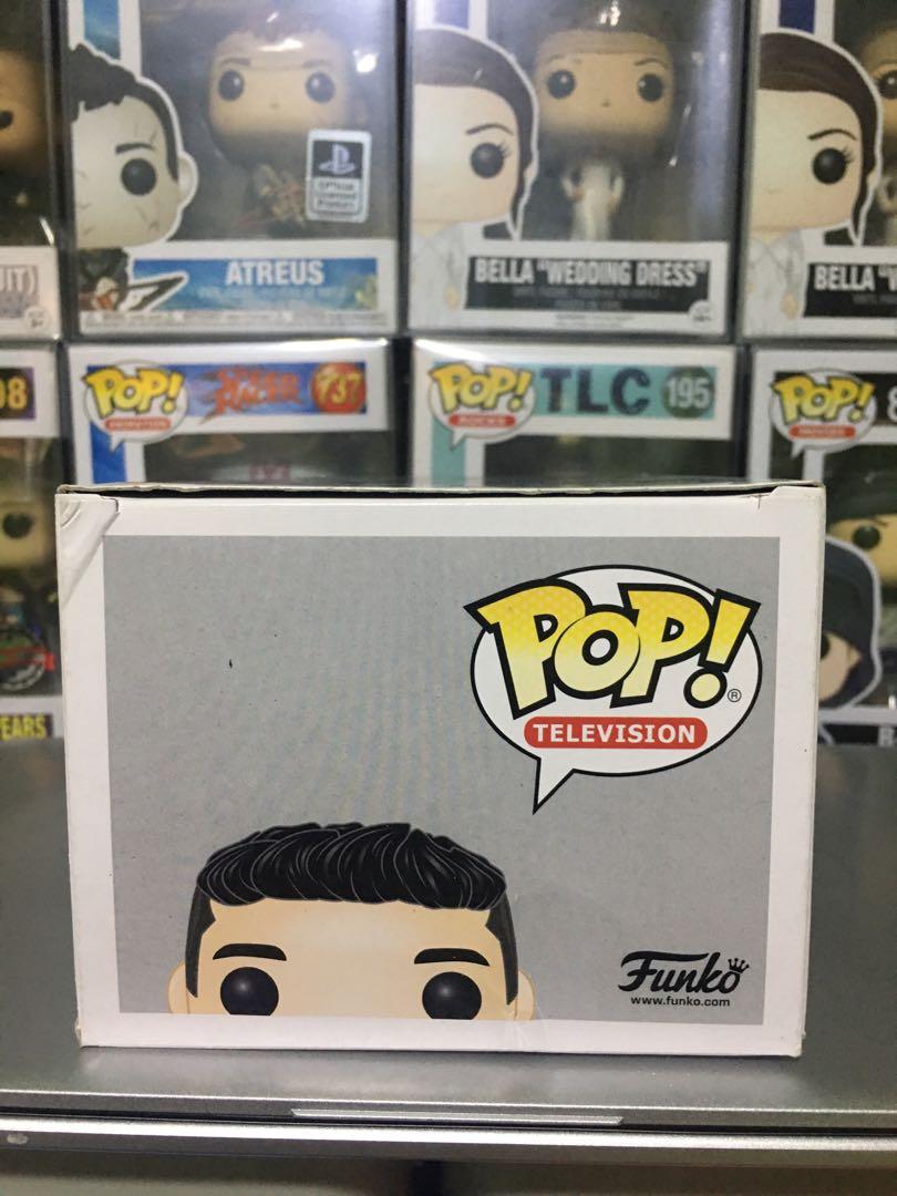 Elliot Alderson (Hood, Mr. Robot) 477 **Chase** [Condition: 7.5/10]